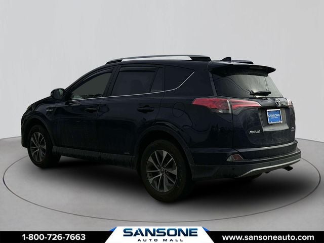 2017 Toyota RAV4 Hybrid XLE