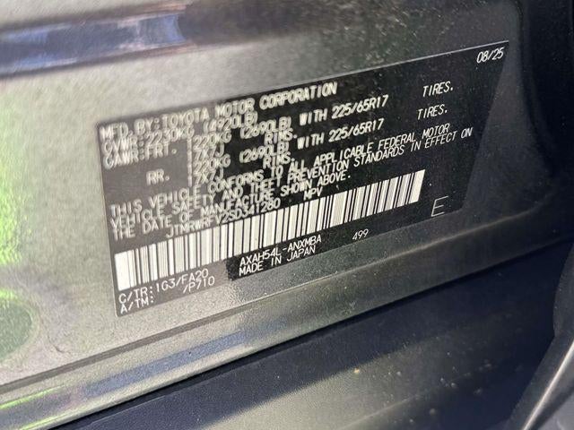 2025 Toyota RAV4 Hybrid XLE