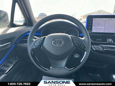2022 Toyota C-HR XLE