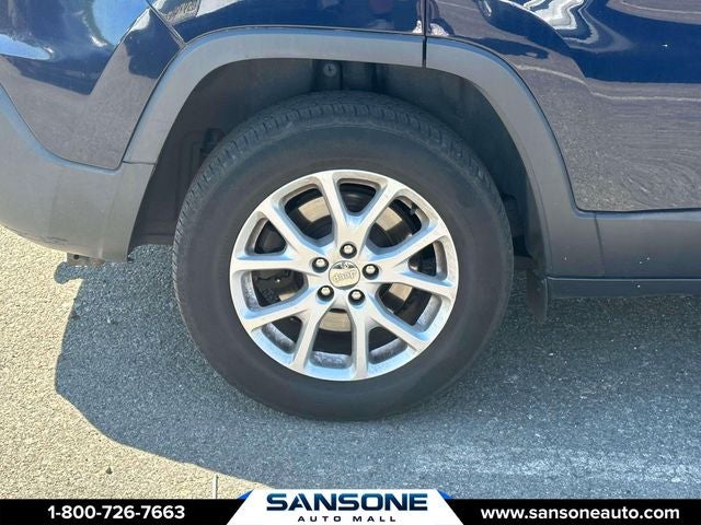 2016 Jeep Cherokee Sport