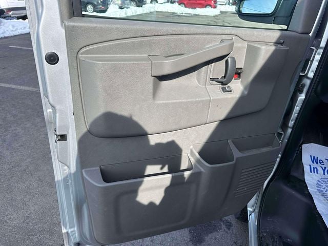 2023 Chevrolet Express 2500 Work Van Cargo