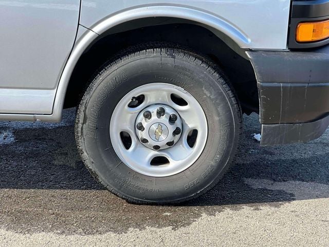 2023 Chevrolet Express 2500 Work Van Cargo