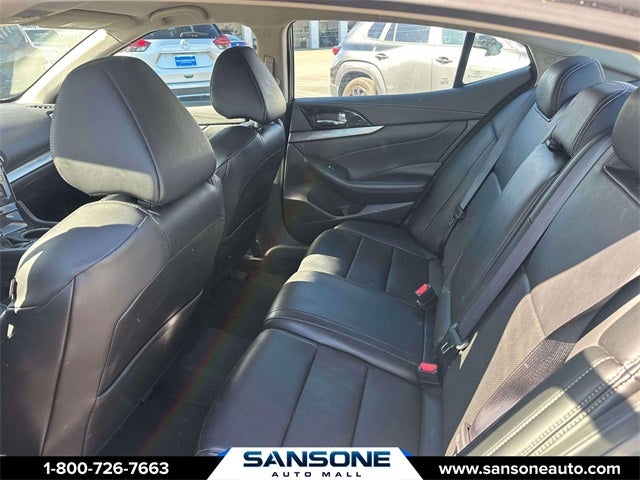 2023 Nissan Maxima SV