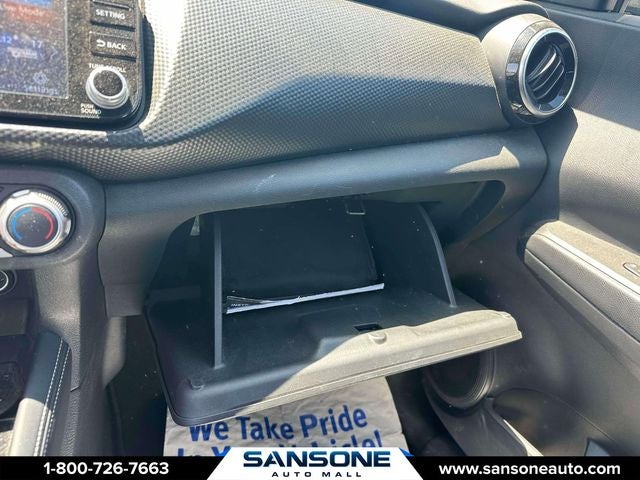 2023 Nissan Kicks SV