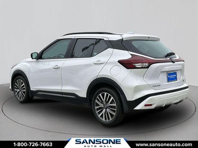 2023 Nissan Kicks SR