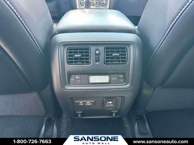 2019 Nissan Pathfinder SL