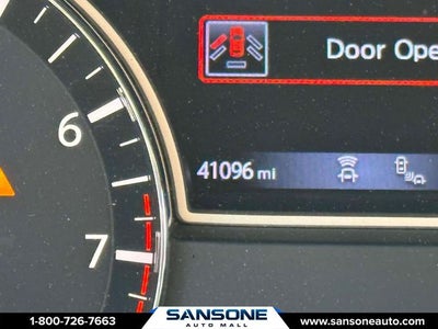 2019 Nissan Pathfinder SL