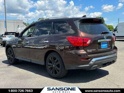 2019 Nissan Pathfinder SL