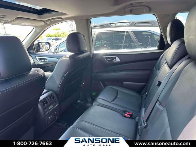 2019 Nissan Pathfinder SL
