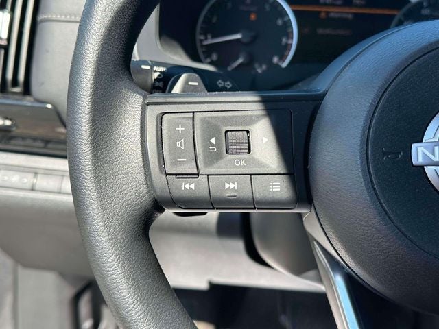 2024 Nissan Pathfinder S