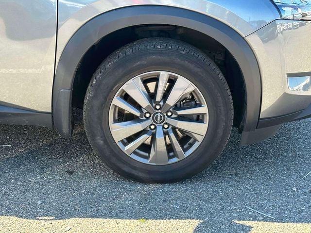 2024 Nissan Pathfinder S