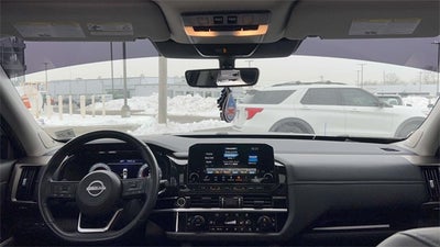 2024 Nissan Pathfinder Platinum