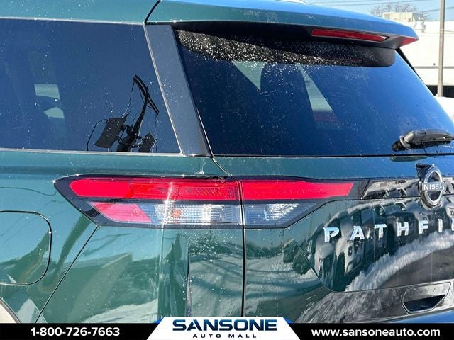 2022 Nissan Pathfinder Platinum