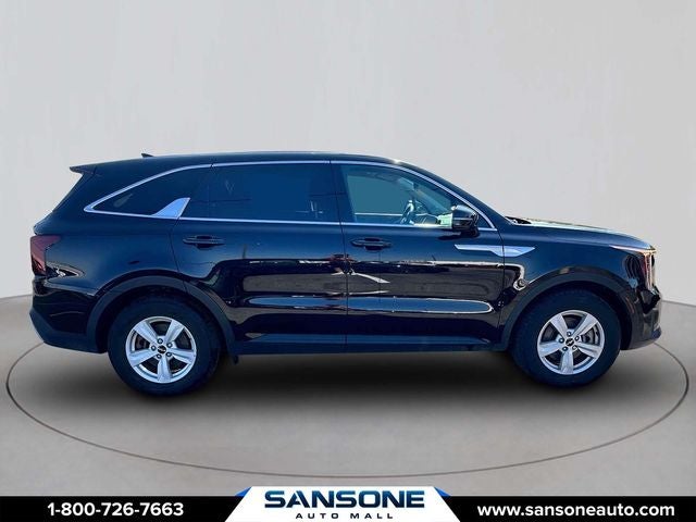 2025 Kia Sorento LX
