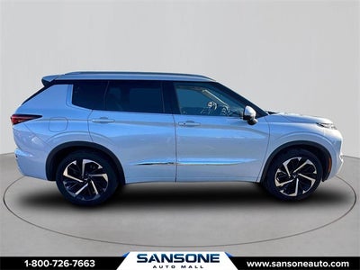 2022 Mitsubishi Outlander SEL