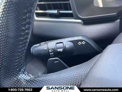 2022 Mitsubishi Outlander Base