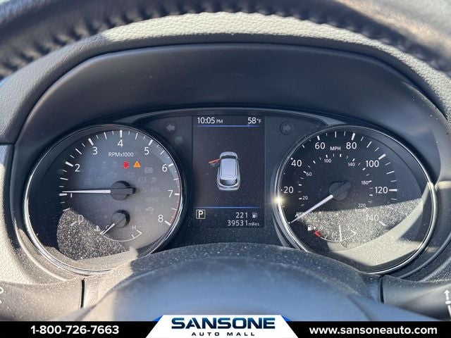 2022 Nissan Rogue Sport SV