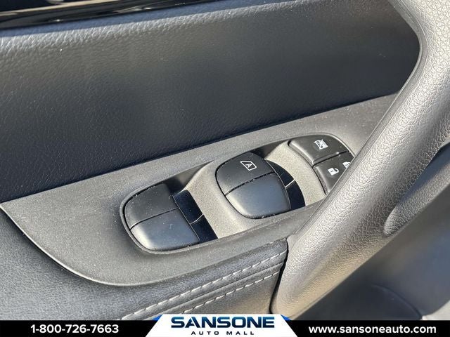2022 Nissan Rogue Sport SV