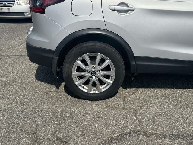 2021 Nissan Rogue Sport SV