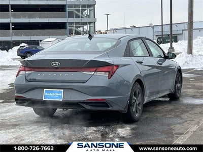 2022 Hyundai Elantra SEL