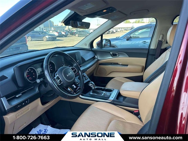 2023 Kia Carnival LX