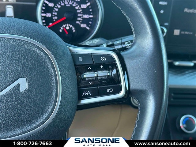 2023 Kia Carnival LX