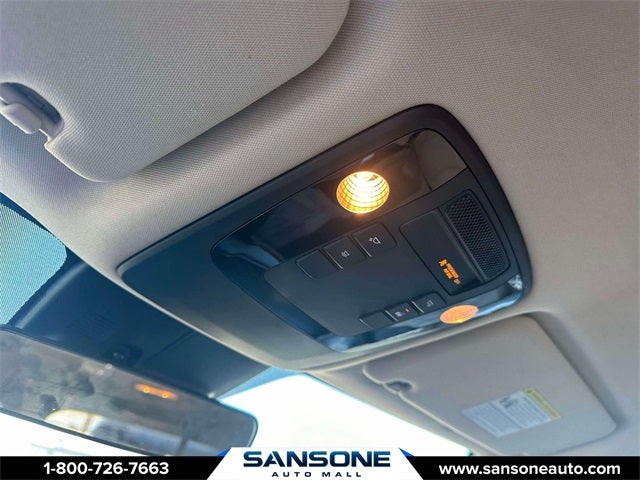 2023 Kia Carnival LX