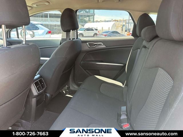 2024 Kia Sportage Hybrid LX