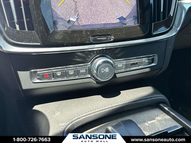 2023 Volvo S90 B6 Plus