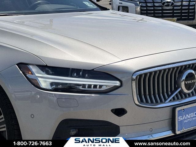 2023 Volvo S90 B6 Plus