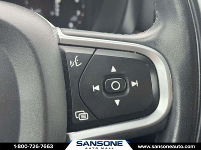 2021 Volvo XC60 T5 Momentum