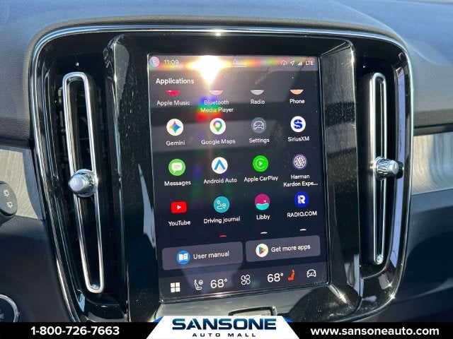 2024 Volvo XC40 B5 Plus Dark Theme